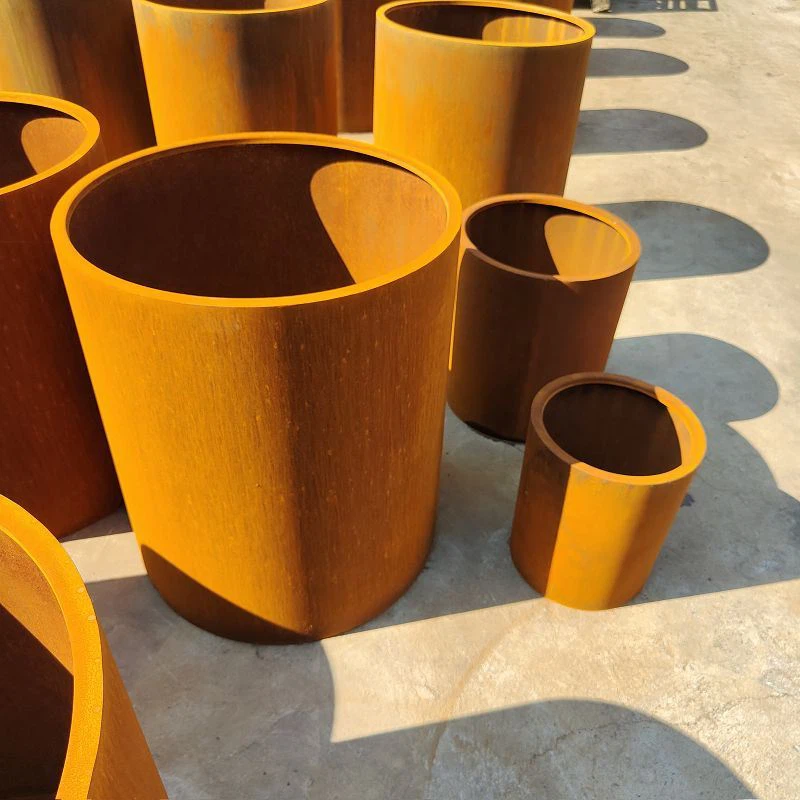 Ocelový květináč Corten