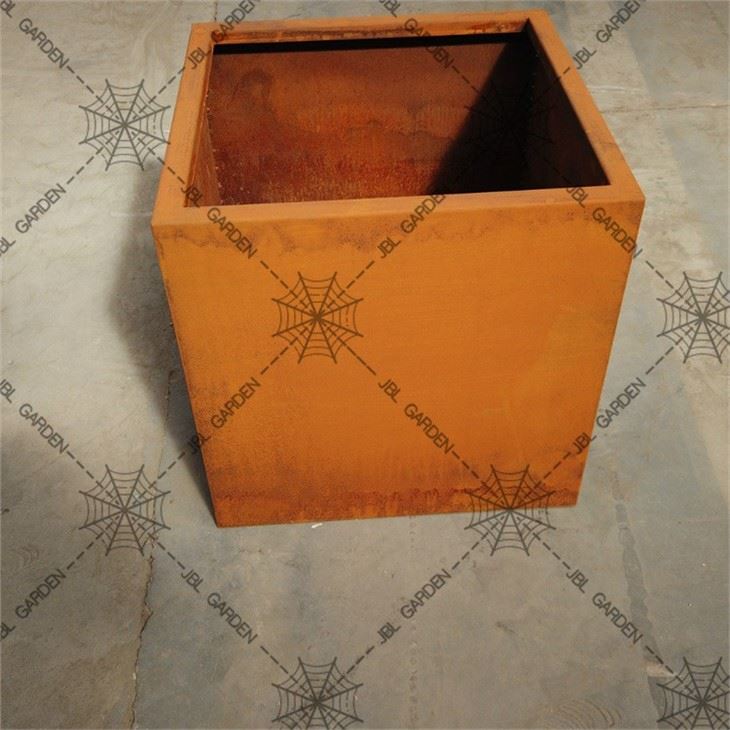 Contemporary Planter Boxes