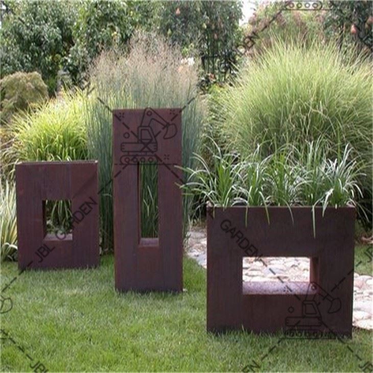 Medium Planters