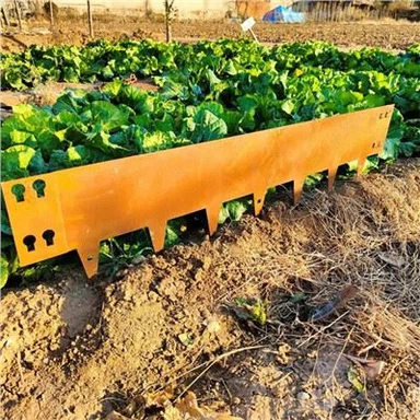 Velký venkovní květináč v průmyslovém stylu