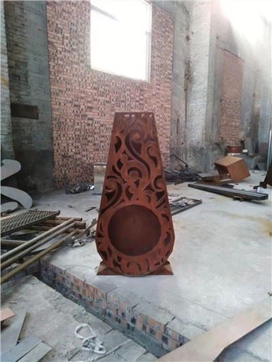 Venkovní ohniště Corten Steel Chiminea