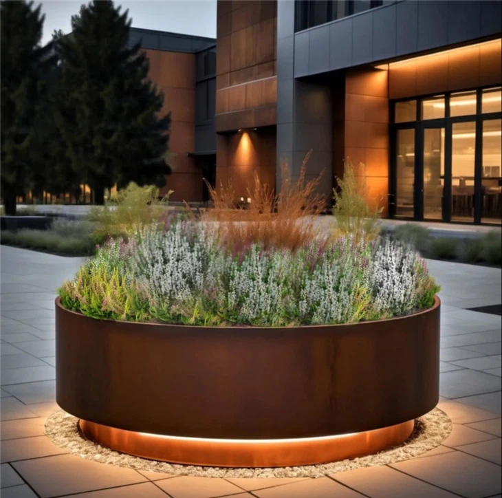 Corten Planter s LED světlem