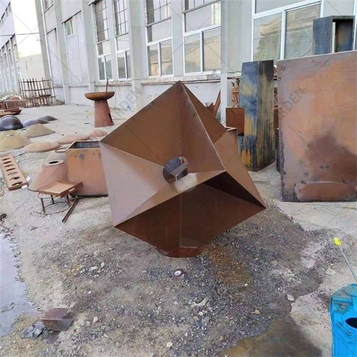 Cube Sculpture
