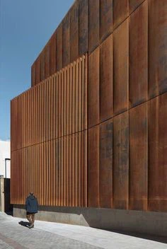 Engraving Partition Corten