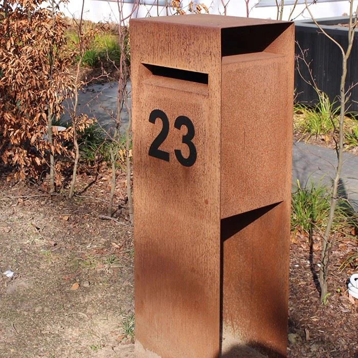 Outdoor Sculpture Steel Mailbox