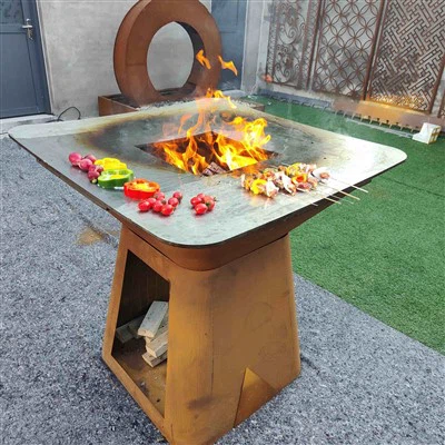 Corten Steel Venkovní čtvercové ohniště a gril